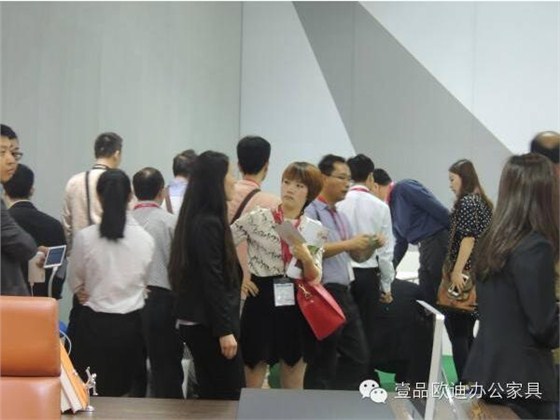 回顾壹品欧迪办公家具2015年广州家具展盛况 回顾壹品欧迪办公家具2015年广州家具展盛况